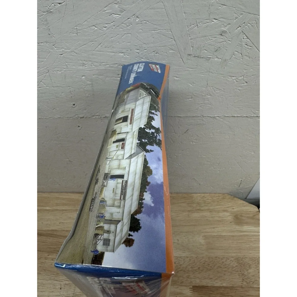 Walthers Cornerstone 933-2911 Clayton County Lumber HO Scale Building Model Kit